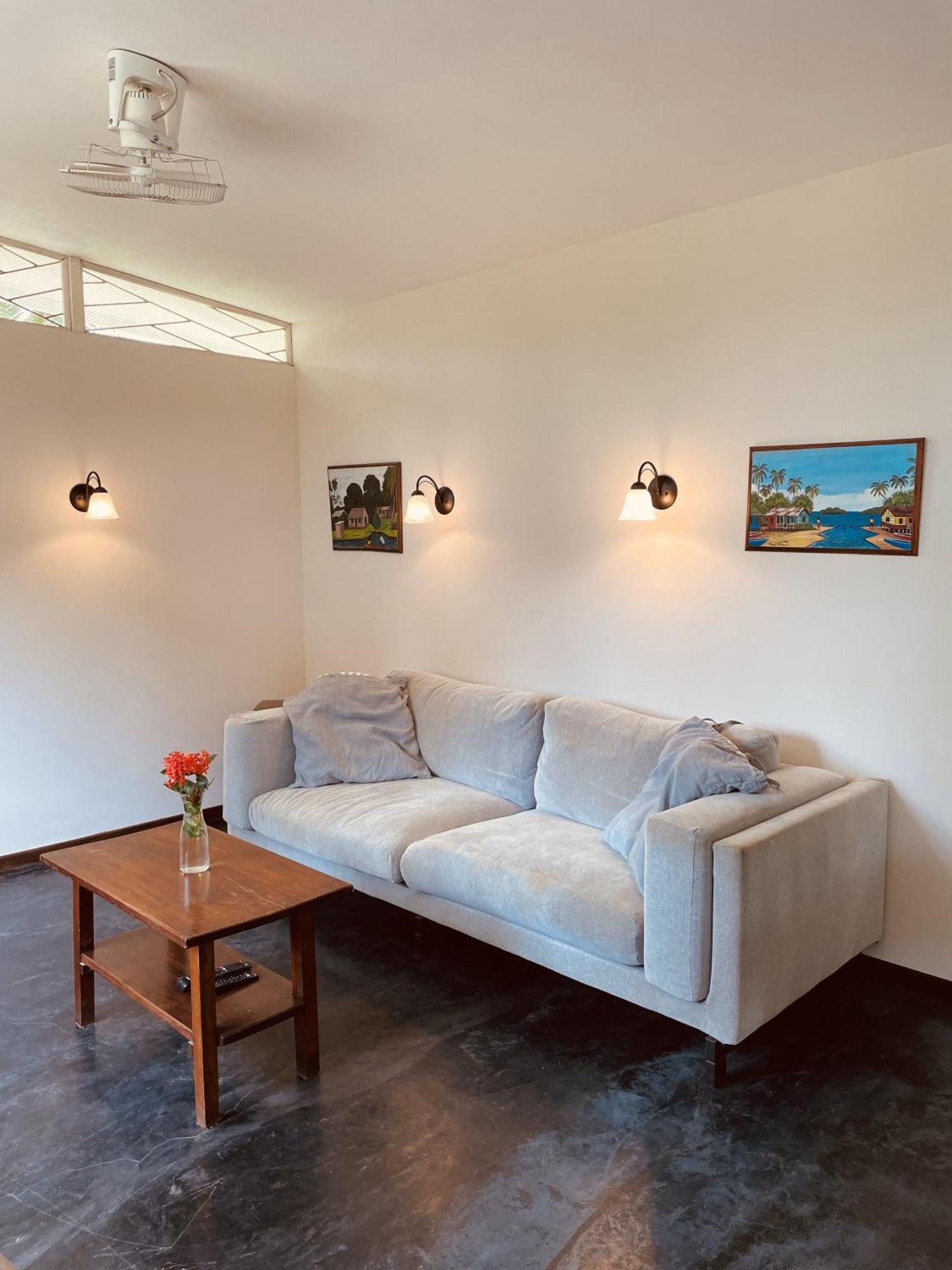El Clan Hostel Puerto Viejo de Talamanca Eksteriør bilde