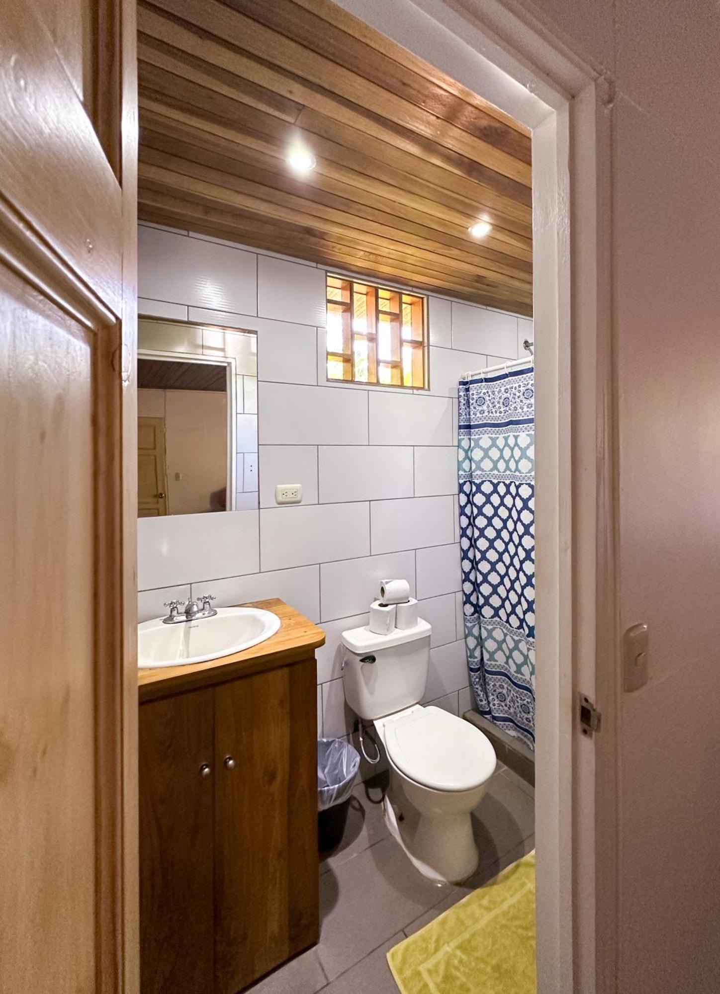 El Clan Hostel Puerto Viejo de Talamanca Eksteriør bilde